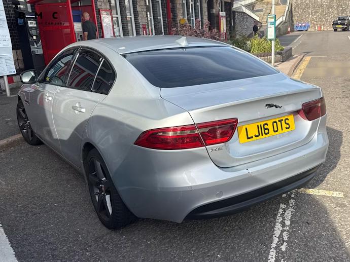 Jaguar XE 2.0d Prestige Saloon 4dr Diesel Manual Euro 6 (s/s) (163 ps)