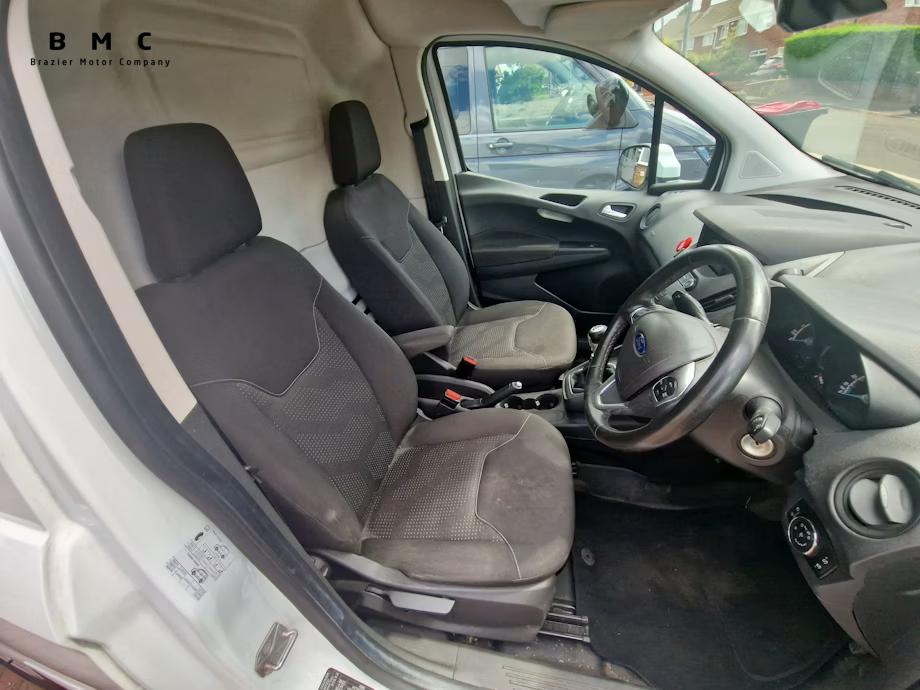 Ford Transit Courier 1.5 TDCi Limited Panel Van 5dr Diesel Manual L1 Euro 6 (100 ps)