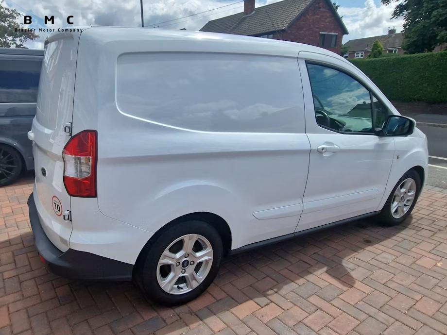 Ford Transit Courier 1.5 TDCi Limited Panel Van 5dr Diesel Manual L1 Euro 6 (100 ps)